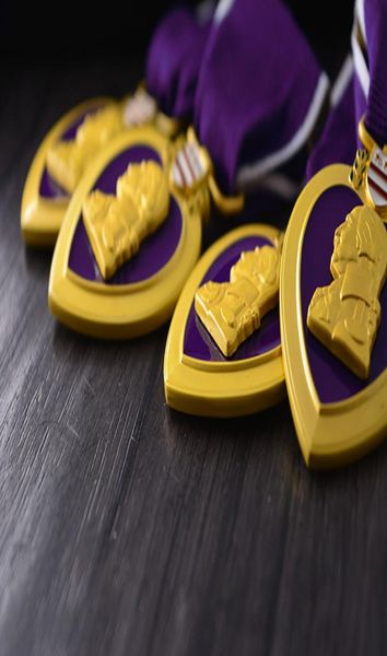 american us army purple heart medal superior quality chest badge cllection chest medals with ribbon box decoration7009855
american us army purple heart medal superior quality chest badge cllection chest medals with ribbon box decoration7009855
