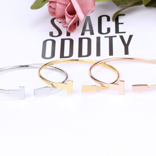 bangle luxurys designers bracelet women charm bracelet trend fashion studded with diamonds bracelets boutique gift jewelry good nice, Black
bangle luxurys designers bracelet women charm bracelet trend fashion studded with diamonds bracelets boutique gift jewelry good nice, Black
