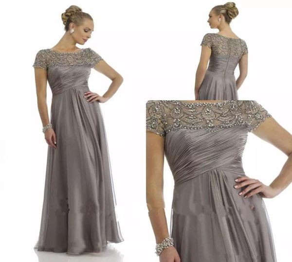 2019 new sparky crystal chiffon mother of the bride dresses short sleeves ruffles empire scoop neckline plus size mother of groom 9233270, Black;red
2019 new sparky crystal chiffon mother of the bride dresses short sleeves ruffles empire scoop neckline plus size mother of groom 9233270, Black;red