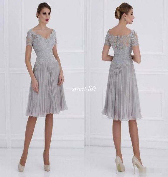 short mother of the bride dresses with short sleeves knee length pleated chiffon v neck 2019 custom made wedding party gowns5390503, Black;red
short mother of the bride dresses with short sleeves knee length pleated chiffon v neck 2019 custom made wedding party gowns5390503, Black;red