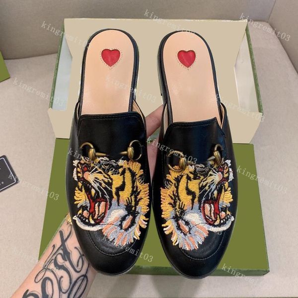2023 designer princetown slippers genuine leather mules women loafers metal chain comfortable casual shoe lace velvet slipper with box, Black
2023 designer princetown slippers genuine leather mules women loafers metal chain comfortable casual shoe lace velvet slipper with box, Black