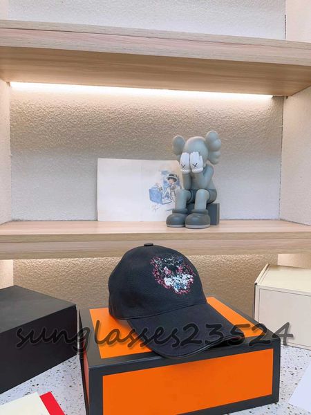 fashion ball hat men's and women's designer ball hat multi-color level black hat with tiger embroidery, Blue;gray
fashion ball hat men's and women's designer ball hat multi-color level black hat with tiger embroidery, Blue;gray