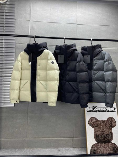 autumn and winter new embroidered hooded down coat, 90% white duck down high filling, warm shape thickened coat, hidden zipper and button op, Black
autumn and winter new embroidered hooded down coat, 90% white duck down high filling, warm shape thickened coat, hidden zipper and button op, Black