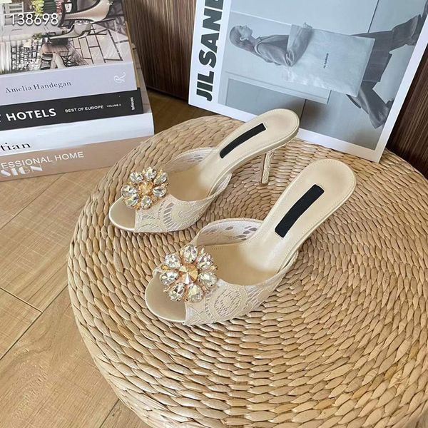 fashion luxury women sandals flowers lace pumps italy delicate peep toes sunflower embellished simples designer casuals wedding party sandal, Black
fashion luxury women sandals flowers lace pumps italy delicate peep toes sunflower embellished simples designer casuals wedding party sandal, Black