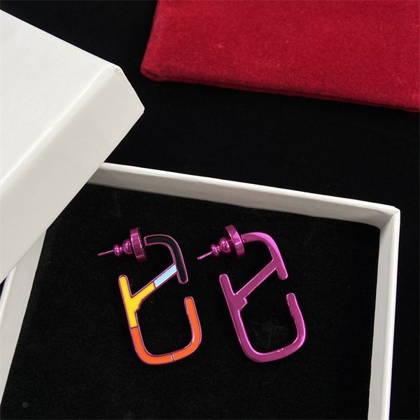 designer stud earring v logo charm pearl earring women luxury metal earring jeweler woman gifts fashion hoop jewelry av, Golden;silver
designer stud earring v logo charm pearl earring women luxury metal earring jeweler woman gifts fashion hoop jewelry av, Golden;silver