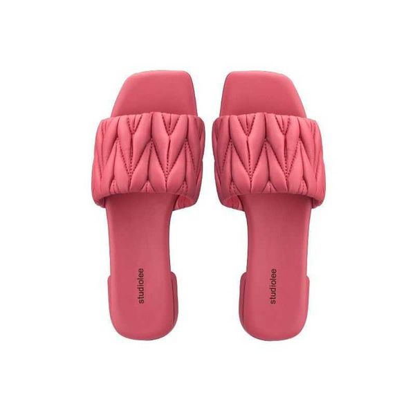 beach shoes women slide designer sandals sheepskin mius pleated square slippers for women's summer new fashion flat bottom external wea
beach shoes women slide designer sandals sheepskin mius pleated square slippers for women's summer new fashion flat bottom external wea