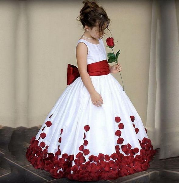 cute flower girl dress girls lace chiffon sequined sleeveless elegant pageant for wedding party dresses with sash sz 2141200488, White;blue
cute flower girl dress girls lace chiffon sequined sleeveless elegant pageant for wedding party dresses with sash sz 2141200488, White;blue