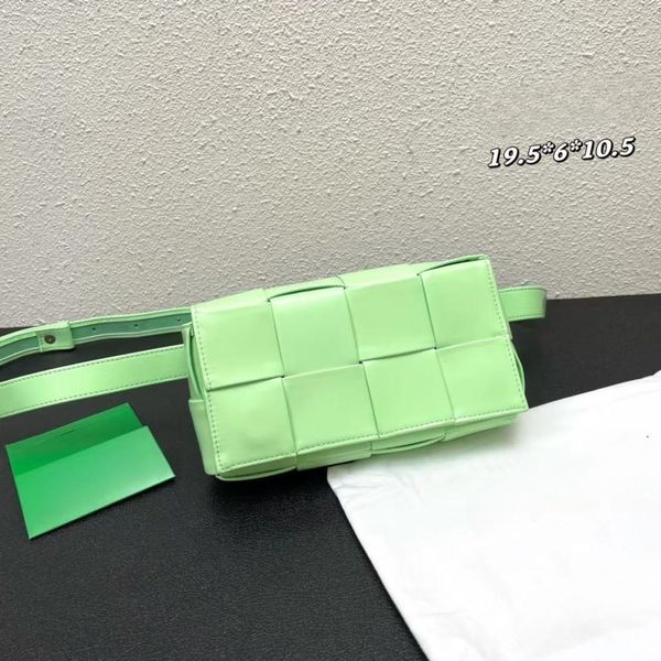 fashion new quality leather women's designer handbag weave square crossbody bag mini shoulder messenger bag waist high-quality
fashion new quality leather women's designer handbag weave square crossbody bag mini shoulder messenger bag waist high-quality