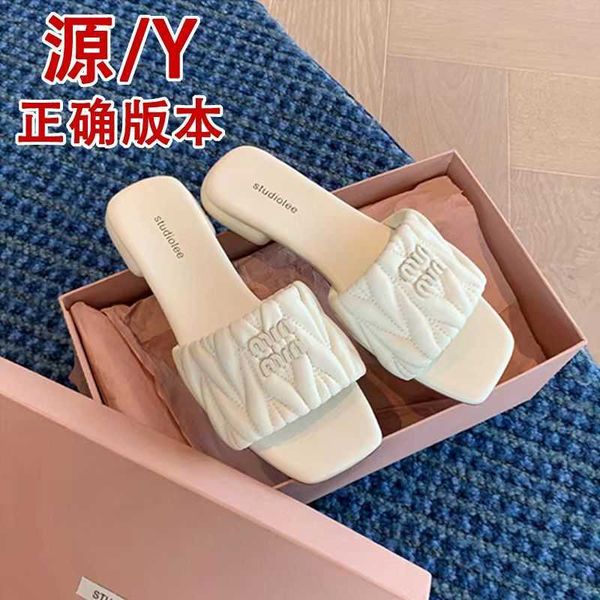 new mius designer beach shoes sandals women slide genuine leather line pleated slippers for women's summer outwear mesh red flat bottom
new mius designer beach shoes sandals women slide genuine leather line pleated slippers for women's summer outwear mesh red flat bottom