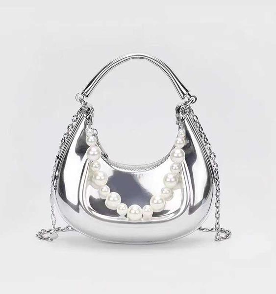 silver pearl chain medium eva bag women's new crescent bag handheld one shoulder diagonal straddle bag
silver pearl chain medium eva bag women's new crescent bag handheld one shoulder diagonal straddle bag