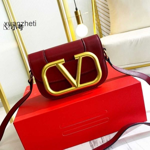 lady's style fashion premium handbag valentions women classic classic designer bags big shoulder cros kjla
lady's style fashion premium handbag valentions women classic classic designer bags big shoulder cros kjla