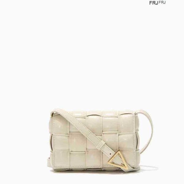 bottegas bags venetas cassettes handbags ruths anke same small woven pillow bag female messenger leather and cowhide have logo frj qrgd
bottegas bags venetas cassettes handbags ruths anke same small woven pillow bag female messenger leather and cowhide have logo frj qrgd