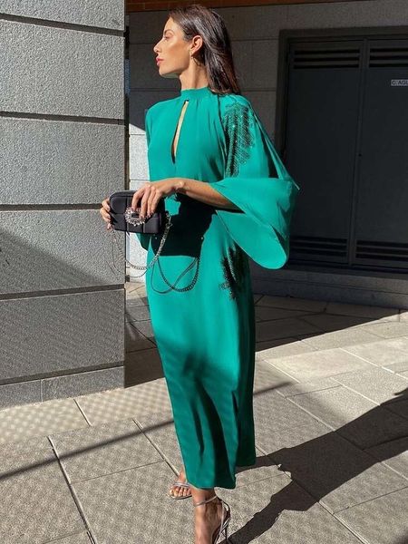 urban dresses traf long dres cut out woman sleeve elegant party for 2023 autumn winter 230630, White;black
urban dresses traf long dres cut out woman sleeve elegant party for 2023 autumn winter 230630, White;black