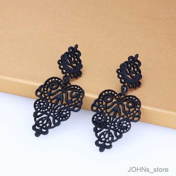 stud vintage black gold hollow geometric stud earrings for women ethnic long multilayer earrings female party jewelry r230630, Golden;silver
stud vintage black gold hollow geometric stud earrings for women ethnic long multilayer earrings female party jewelry r230630, Golden;silver