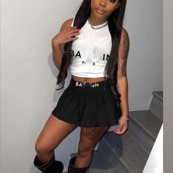2023 summer women tracksuits two piece dress suit fashion letter print tank t-shirt and black pleated short skirt outfits, Gray
2023 summer women tracksuits two piece dress suit fashion letter print tank t-shirt and black pleated short skirt outfits, Gray