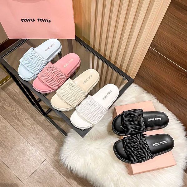 mius beach shoes women slide designer sandals 2023 summer new family pleated slippers round toe thick sole high beauty style casual flat bot
mius beach shoes women slide designer sandals 2023 summer new family pleated slippers round toe thick sole high beauty style casual flat bot