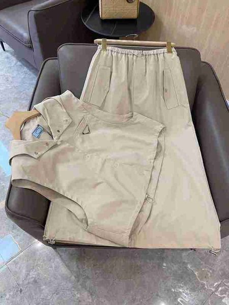 two piece dress designer 23 spring/summer fashion casual letter triangle hooded sleeveless elastic waist half skirt set pbtn, White
two piece dress designer 23 spring/summer fashion casual letter triangle hooded sleeveless elastic waist half skirt set pbtn, White