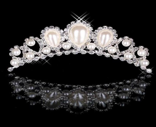 18017 beautiful elegant mitation pearl rhinestone inlay crown tiara wedding bride hair comb crowns for prom party evening6033945, White
18017 beautiful elegant mitation pearl rhinestone inlay crown tiara wedding bride hair comb crowns for prom party evening6033945, White