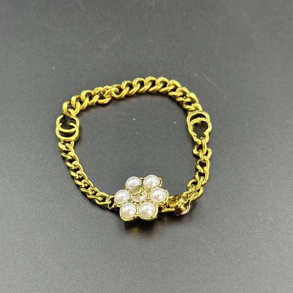diamond women designer fashion screw link chain europe bangle brand america letter bracelet crystal style plated inlay diamond bracelet cuba, Golden;silver
diamond women designer fashion screw link chain europe bangle brand america letter bracelet crystal style plated inlay diamond bracelet cuba, Golden;silver