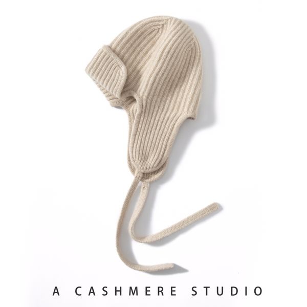 solid color ear protection 2023 new fashion casual women's autumn and winter new high-end boutique cashmere cap, White;black
solid color ear protection 2023 new fashion casual women's autumn and winter new high-end boutique cashmere cap, White;black