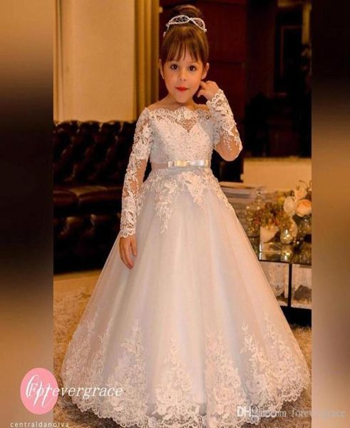 vintage princess flower girl dresses 2019 boat neck lace long sleeves pretty kids first holy communion dress1262727, White;blue
vintage princess flower girl dresses 2019 boat neck lace long sleeves pretty kids first holy communion dress1262727, White;blue