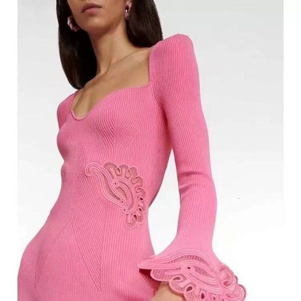 basic casual dresses rose red dress ladies knit long sleeve hollow out fashion tight party mini sweater 230629, Black;gray
basic casual dresses rose red dress ladies knit long sleeve hollow out fashion tight party mini sweater 230629, Black;gray