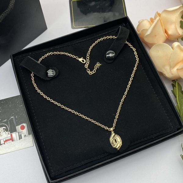 luxury designer channel pendant necklace design letter jewelry s8gaiy cjhndpa, Silver
luxury designer channel pendant necklace design letter jewelry s8gaiy cjhndpa, Silver