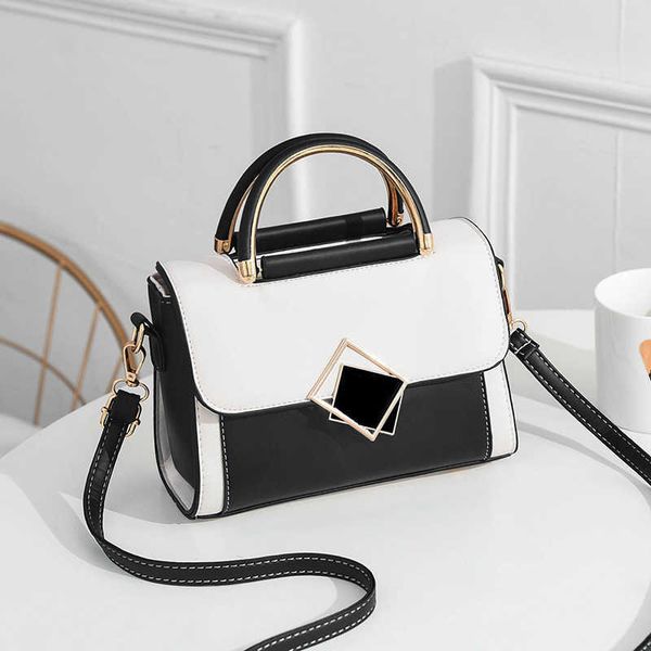 popular new texture bag south fashion small square bag one shoulder crossbody bag women's bag
popular new texture bag south fashion small square bag one shoulder crossbody bag women's bag