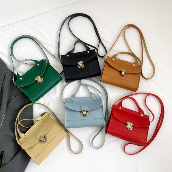 children's bag new fashion mini saddle bag autumn/winter creative pu small body bag zero wallet female
children's bag new fashion mini saddle bag autumn/winter creative pu small body bag zero wallet female