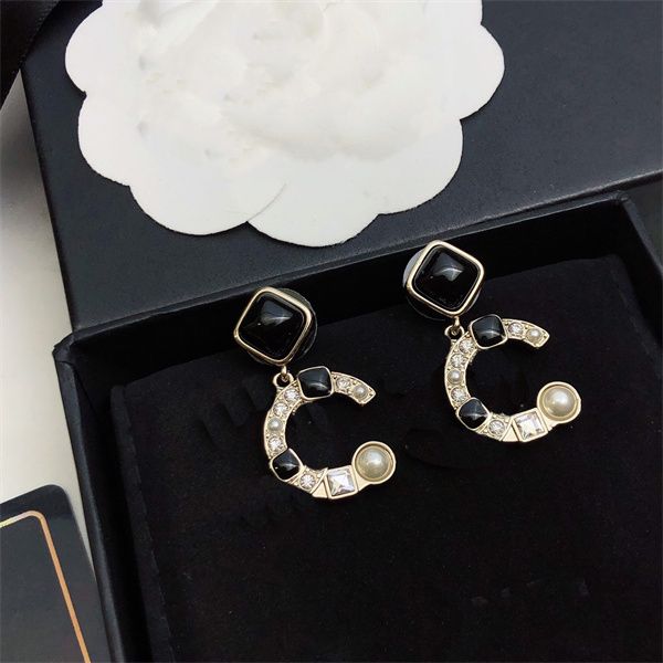 2023 ccity stud earrings pearl diamond drop gold earring designer for woman fashion brand not fade silver wedding women earings 56, Golden;silver
2023 ccity stud earrings pearl diamond drop gold earring designer for woman fashion brand not fade silver wedding women earings 56, Golden;silver