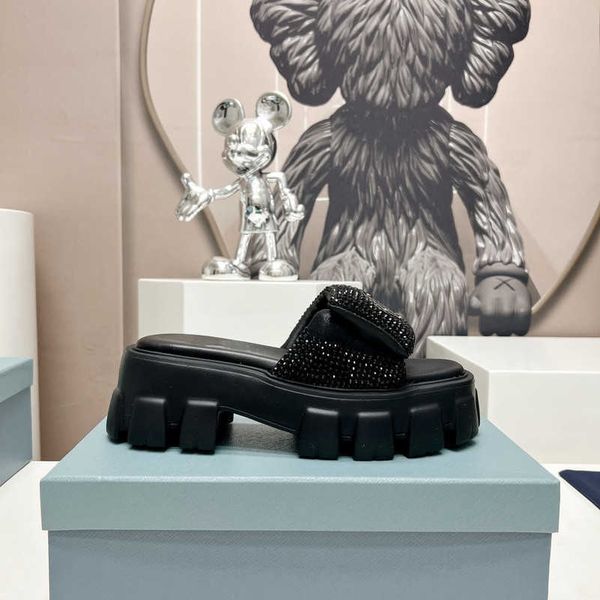 soft padded nappa leather slipper designer sandals triangle logo crystal slides summer platform sandals rhinestone slip on flats chunky thic, Black
soft padded nappa leather slipper designer sandals triangle logo crystal slides summer platform sandals rhinestone slip on flats chunky thic, Black