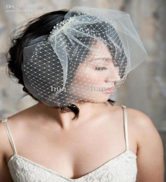 2016 noble vintage two layers blusher tulle veils white ivory wedding veil short bridal face veil5300548, Black
2016 noble vintage two layers blusher tulle veils white ivory wedding veil short bridal face veil5300548, Black