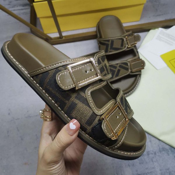 designer slipper luxury men women sandals brand slides fashion slippers lady slide thick bottom design casual shoes sneakers by 1978 s376 04, Black
designer slipper luxury men women sandals brand slides fashion slippers lady slide thick bottom design casual shoes sneakers by 1978 s376 04, Black