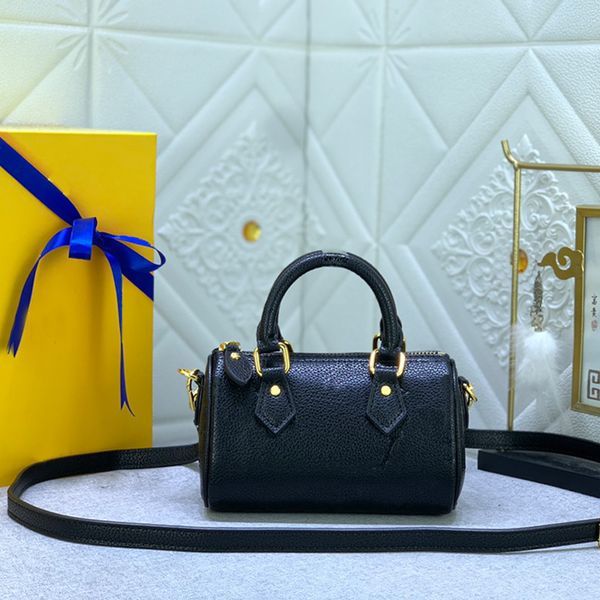women handbag mini pillow bag shoulder crossbody bag commuting leather handle genuine leather embossed letters adjustable detachable shoulde
women handbag mini pillow bag shoulder crossbody bag commuting leather handle genuine leather embossed letters adjustable detachable shoulde