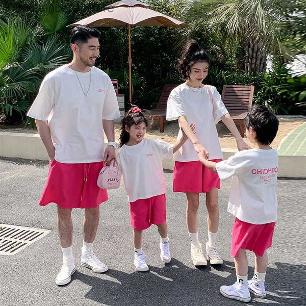 parent-child outfit for a family of four 2023 summer korean fashion dad mom and daughter son same t shirts shorts two piece sets, Blue
parent-child outfit for a family of four 2023 summer korean fashion dad mom and daughter son same t shirts shorts two piece sets, Blue