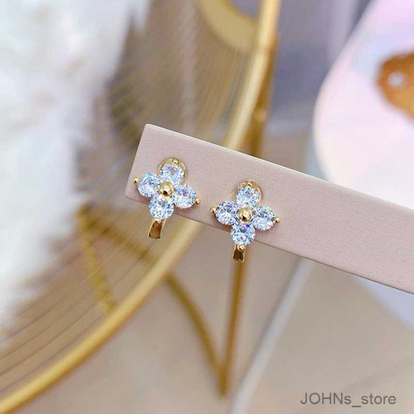 stud new trendy 14k real gold crystal earrings for women girl jewelry zircon s925 silver needle gift r230630, Golden;silver
stud new trendy 14k real gold crystal earrings for women girl jewelry zircon s925 silver needle gift r230630, Golden;silver
