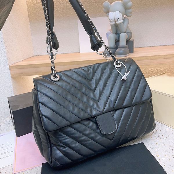 tote bags women handbag luxurys shopping bag shoulder crossbody purse fashion leather large capacity classic clutch purse duffle handbags
tote bags women handbag luxurys shopping bag shoulder crossbody purse fashion leather large capacity classic clutch purse duffle handbags