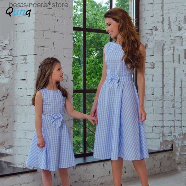 qunq 2023 summer new lovely parent-child outfit sleeveless o neck solid bow plaid slim dress mom and daughter matching clothes l230522, Blue
qunq 2023 summer new lovely parent-child outfit sleeveless o neck solid bow plaid slim dress mom and daughter matching clothes l230522, Blue