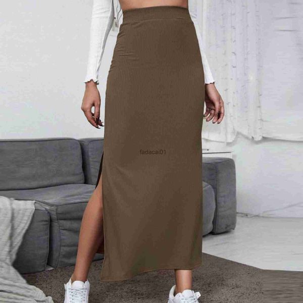 2022 new high waist skirt for women long skirts female streetwear open side split high waist high slit long maxi skirts l230621, Black
2022 new high waist skirt for women long skirts female streetwear open side split high waist high slit long maxi skirts l230621, Black