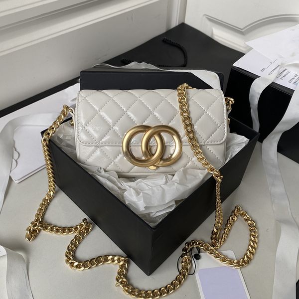 2023 designer shoulder bag vintage big metal hardware luxury women small handbag geniune leather corssbody bags mini purse with box as3207
2023 designer shoulder bag vintage big metal hardware luxury women small handbag geniune leather corssbody bags mini purse with box as3207