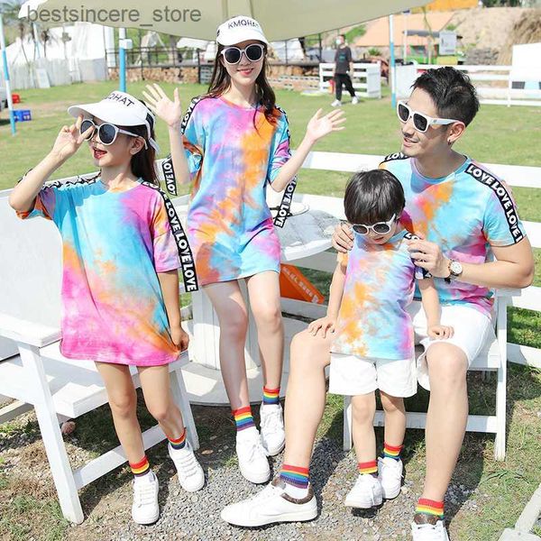outdoor travel family matching outfits mother kids tie-dyed t-shirts father-son and shorts suit trendy parent-child wear l230522, Blue
outdoor travel family matching outfits mother kids tie-dyed t-shirts father-son and shorts suit trendy parent-child wear l230522, Blue