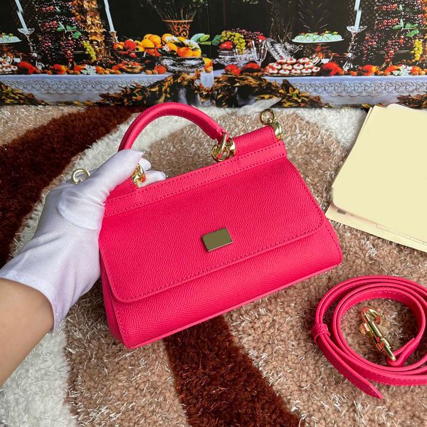 mini designer bags shoulder bag women mirror quality square handbag luxury leather vintage crossbody messenger lady purses 230524
mini designer bags shoulder bag women mirror quality square handbag luxury leather vintage crossbody messenger lady purses 230524