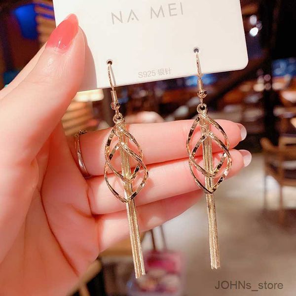 stud new crystal trendy water drop women dangle earrings style earring long earrings for women elegant jewelry r230630, Golden;silver
stud new crystal trendy water drop women dangle earrings style earring long earrings for women elegant jewelry r230630, Golden;silver