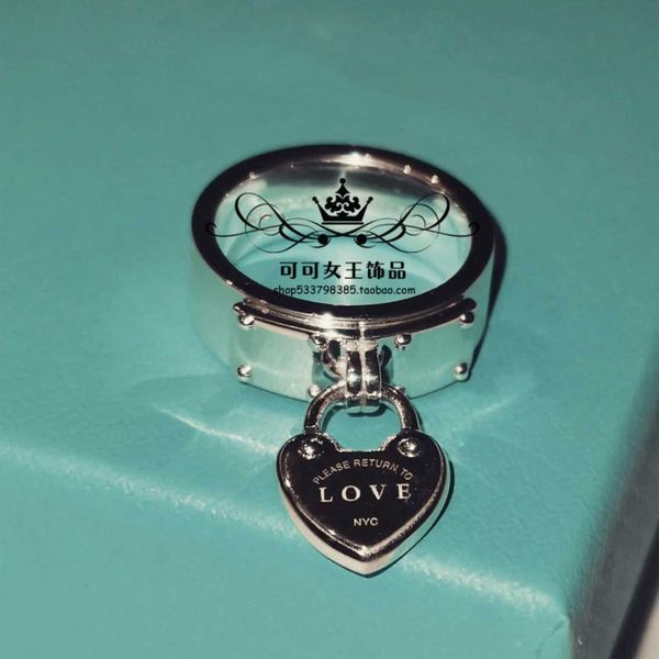 original 925 sterling silver tiffay classic logo heart shaped lock ring for female minority design fate index finger couple trend, Golden;silver
original 925 sterling silver tiffay classic logo heart shaped lock ring for female minority design fate index finger couple trend, Golden;silver