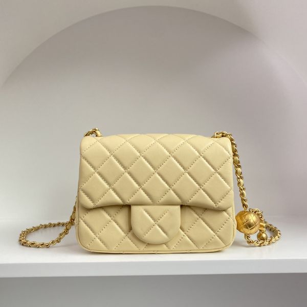 designer mini flap bags luxury chain bags 1:1 quality calfskin shoulder bags 18cm with box mc079
designer mini flap bags luxury chain bags 1:1 quality calfskin shoulder bags 18cm with box mc079