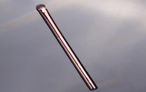 hg beveled shadow makeup brush no12 small eye shadow smudging blending highlighting beauty cosmetics tools9388793
hg beveled shadow makeup brush no12 small eye shadow smudging blending highlighting beauty cosmetics tools9388793