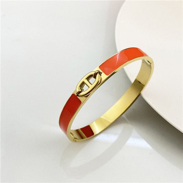 classic titanium steel bangle bracelet new style oil drop bangles women luxurious designer gift letter home gold white non fading jewelry, Black
classic titanium steel bangle bracelet new style oil drop bangles women luxurious designer gift letter home gold white non fading jewelry, Black