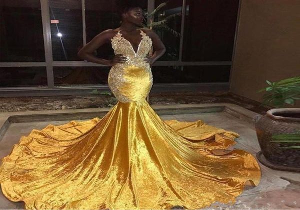 2020 new yellow velvet long mermaid prom dresses black girls039 halter lace appliques backless sweep train evening gowns3230036
2020 new yellow velvet long mermaid prom dresses black girls039 halter lace appliques backless sweep train evening gowns3230036