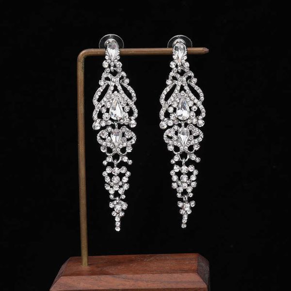 charm new highend long earrings crystal bride wedding dress woman accessories fashion 230630, Golden
charm new highend long earrings crystal bride wedding dress woman accessories fashion 230630, Golden