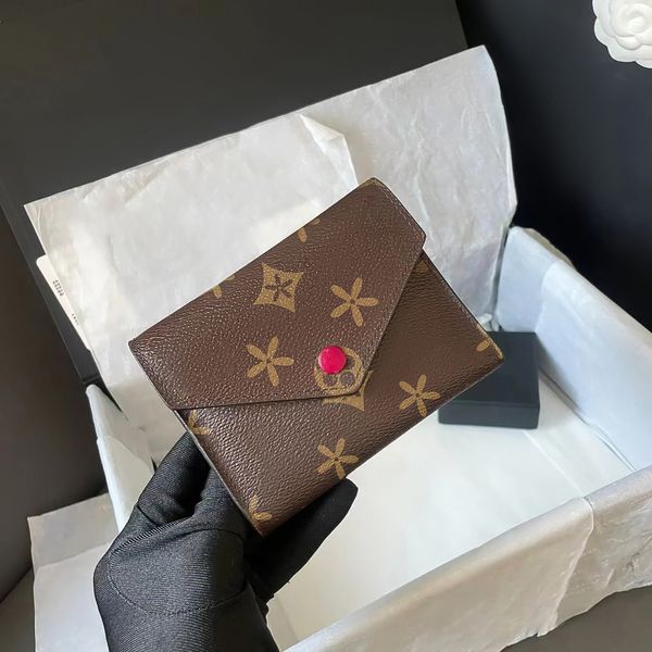 2023 new m41938 classic genuine leather 15 colors victorine purse card holders mens wallet banknote business card key wallets designer clutc, Red;black
2023 new m41938 classic genuine leather 15 colors victorine purse card holders mens wallet banknote business card key wallets designer clutc, Red;black